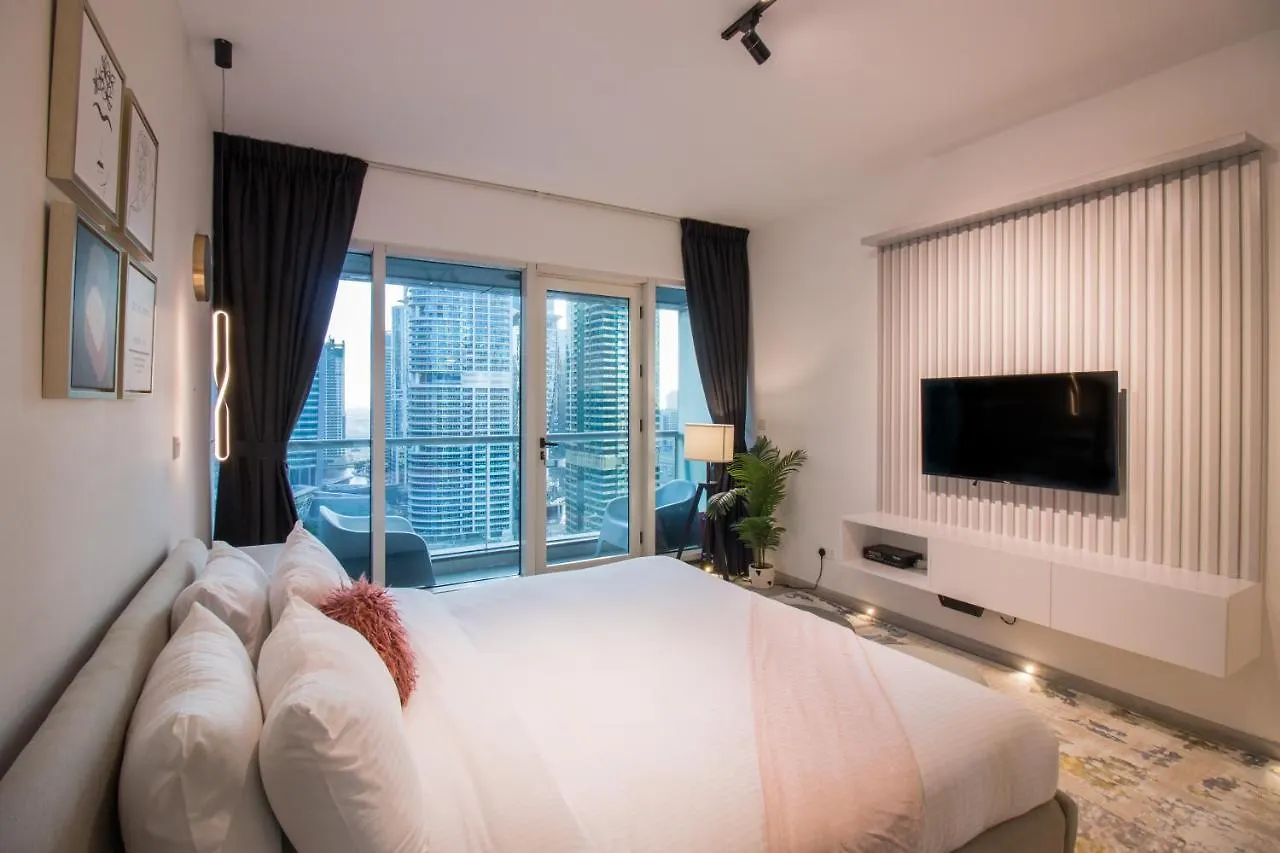Walking Distance To Metro! Full Canal View Dubaj