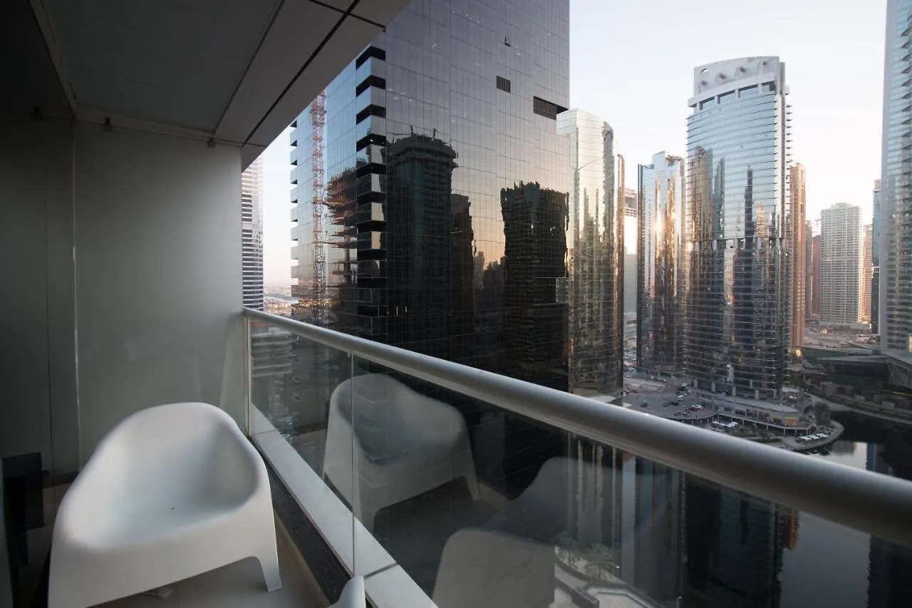 Walking Distance To Metro! Full Canal View Dubaj